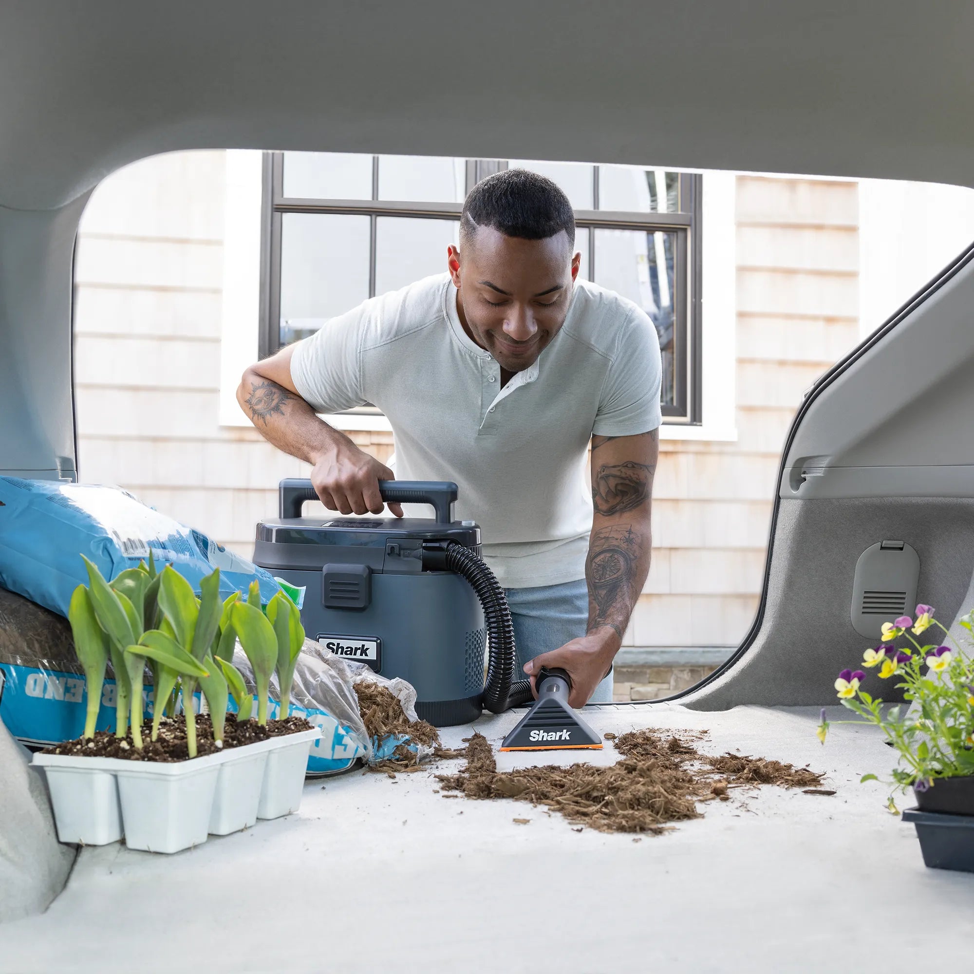 Shark MessMaster Wet/Dry Vacuum